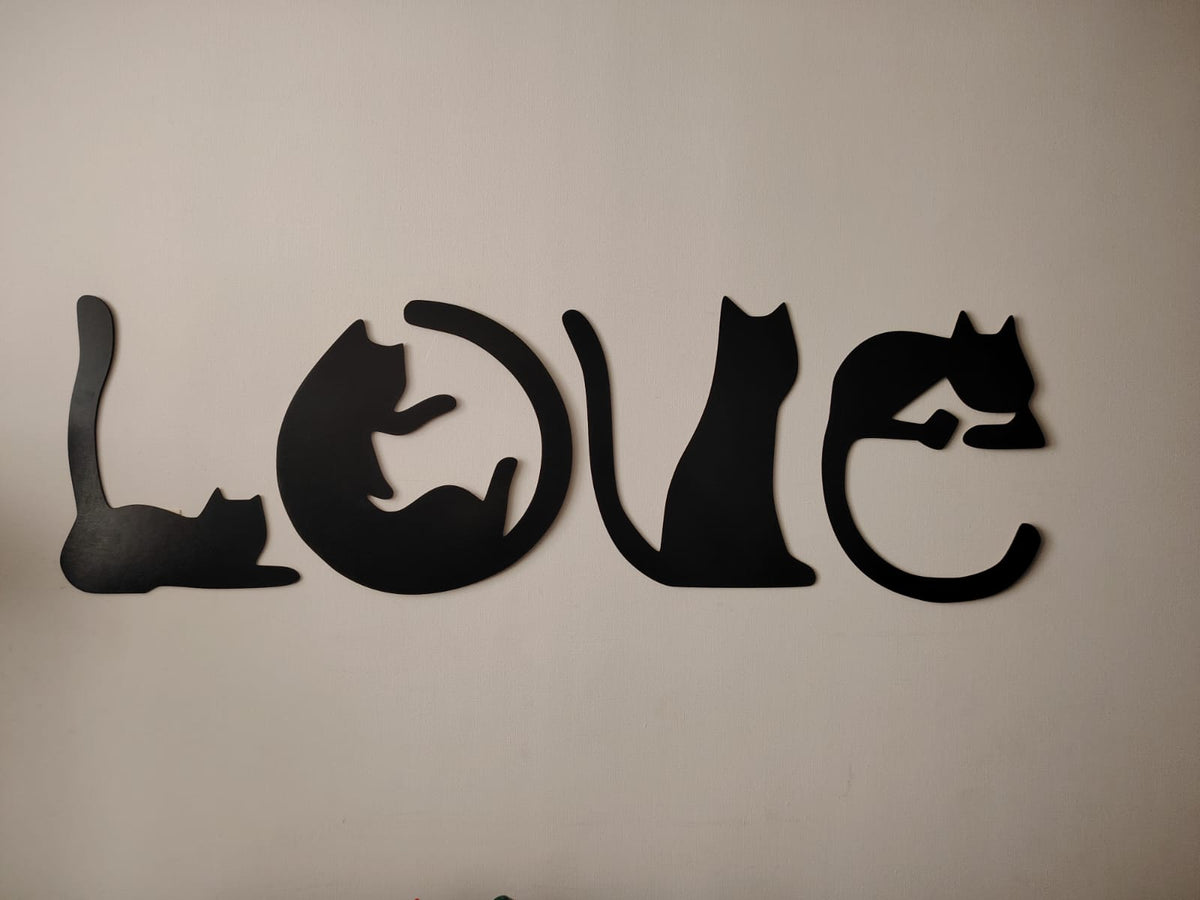 Letras LOVE Gatuno